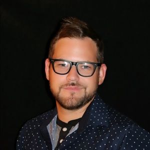 Meet your Posher, Adam